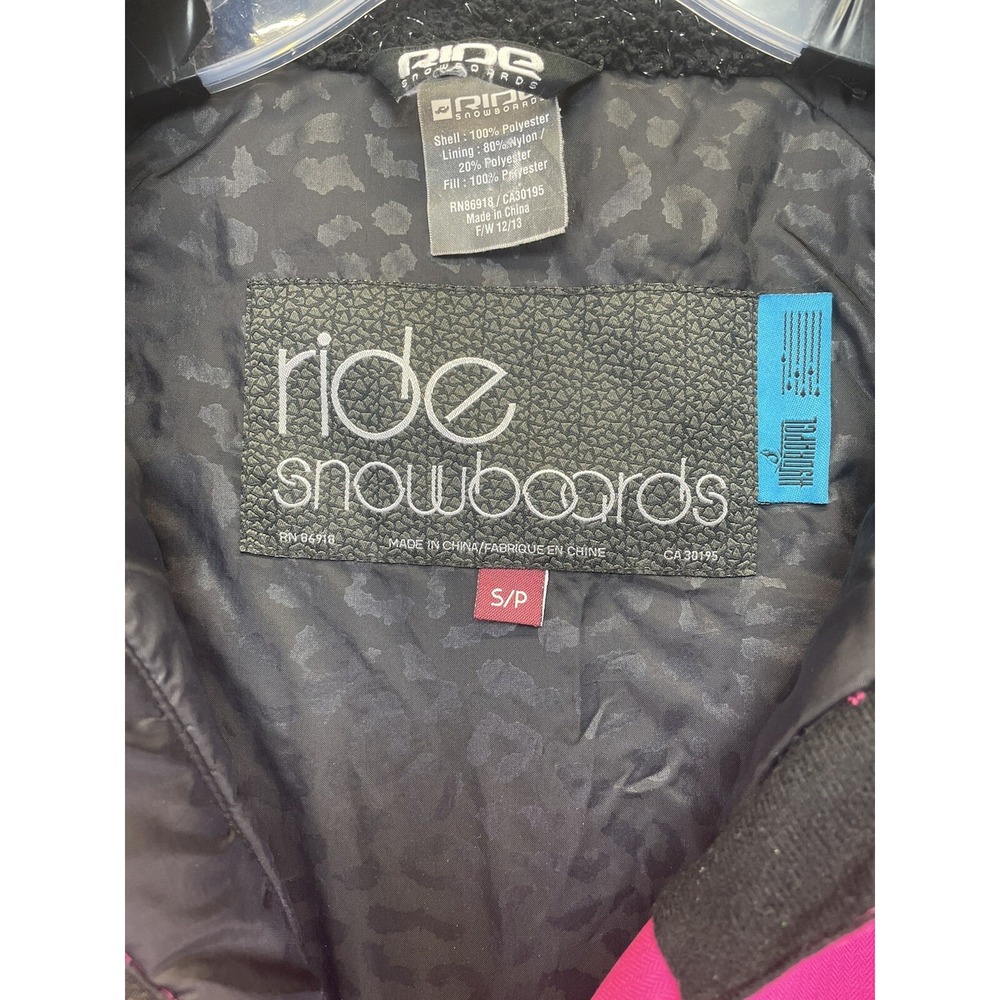 Ride Snowboard Outwear Womens Sz Small Pink/Black Hooded Snowboard Jacket EUC - Picture 3 of 5